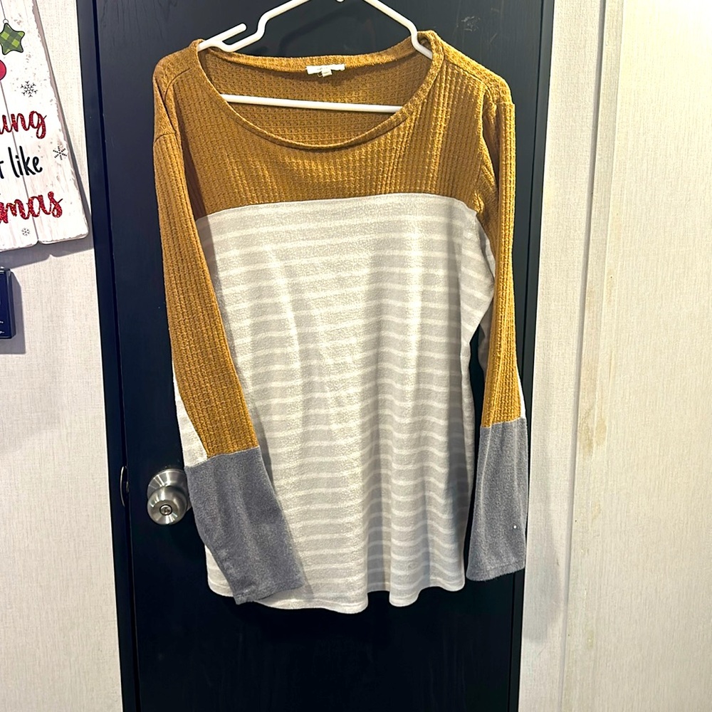 Maurice’s long sleeve